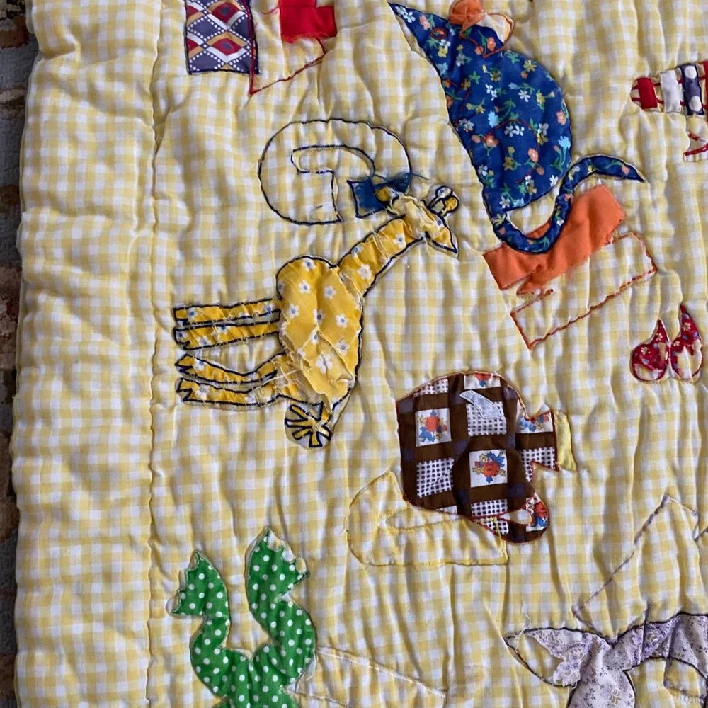 Unbranded machine embroidered